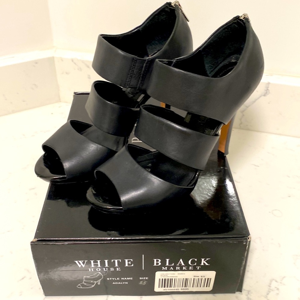White House Black market women’s size 8.5 ADALYN shootie